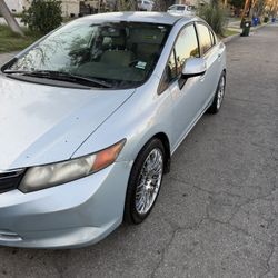 HONDA CIVIC 2012