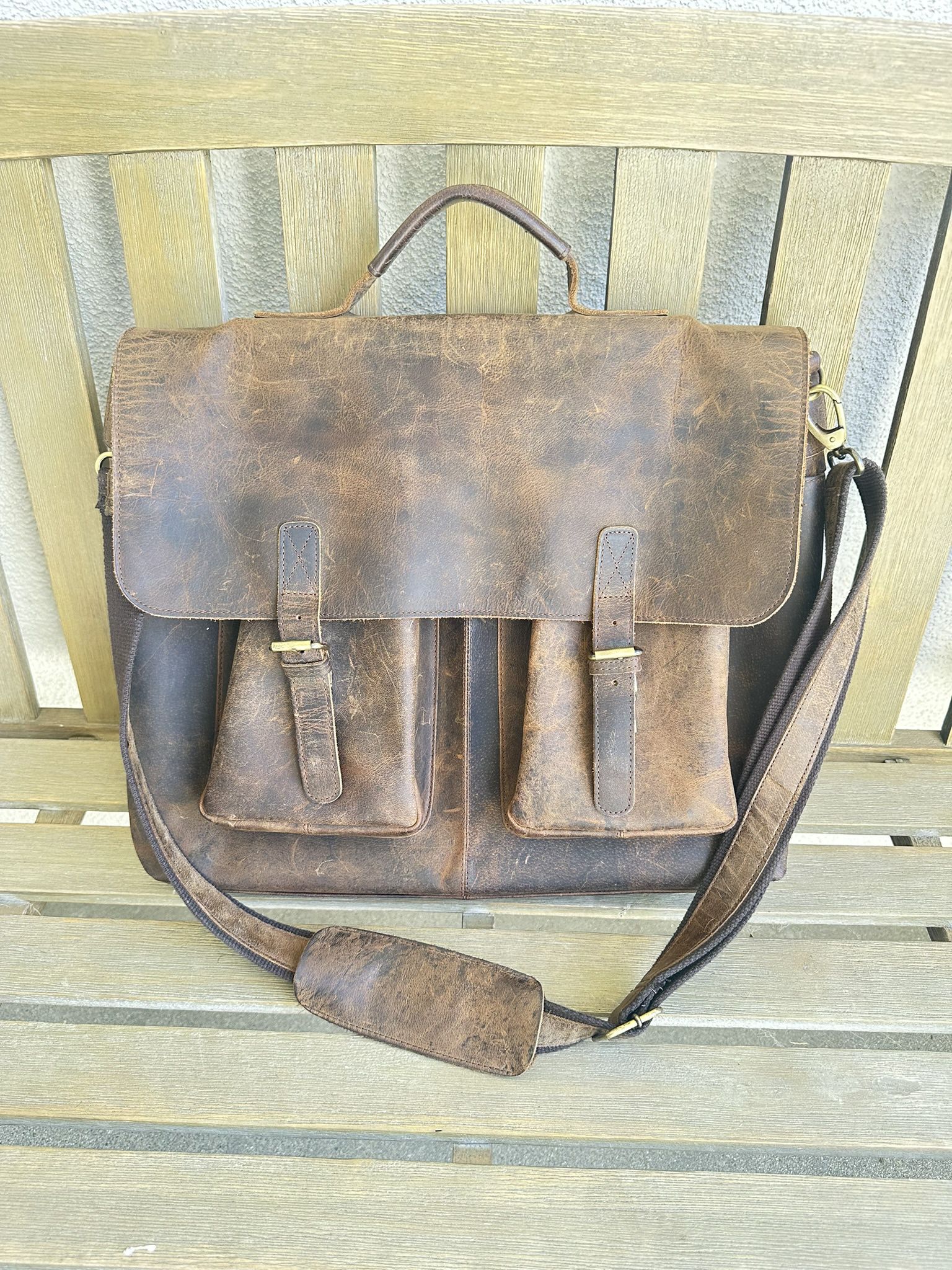 Real Leather messenger/laptop Bag
