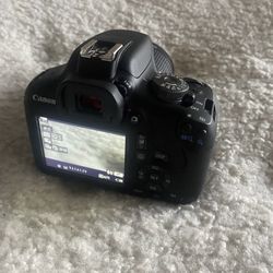 Canon Rebel T7