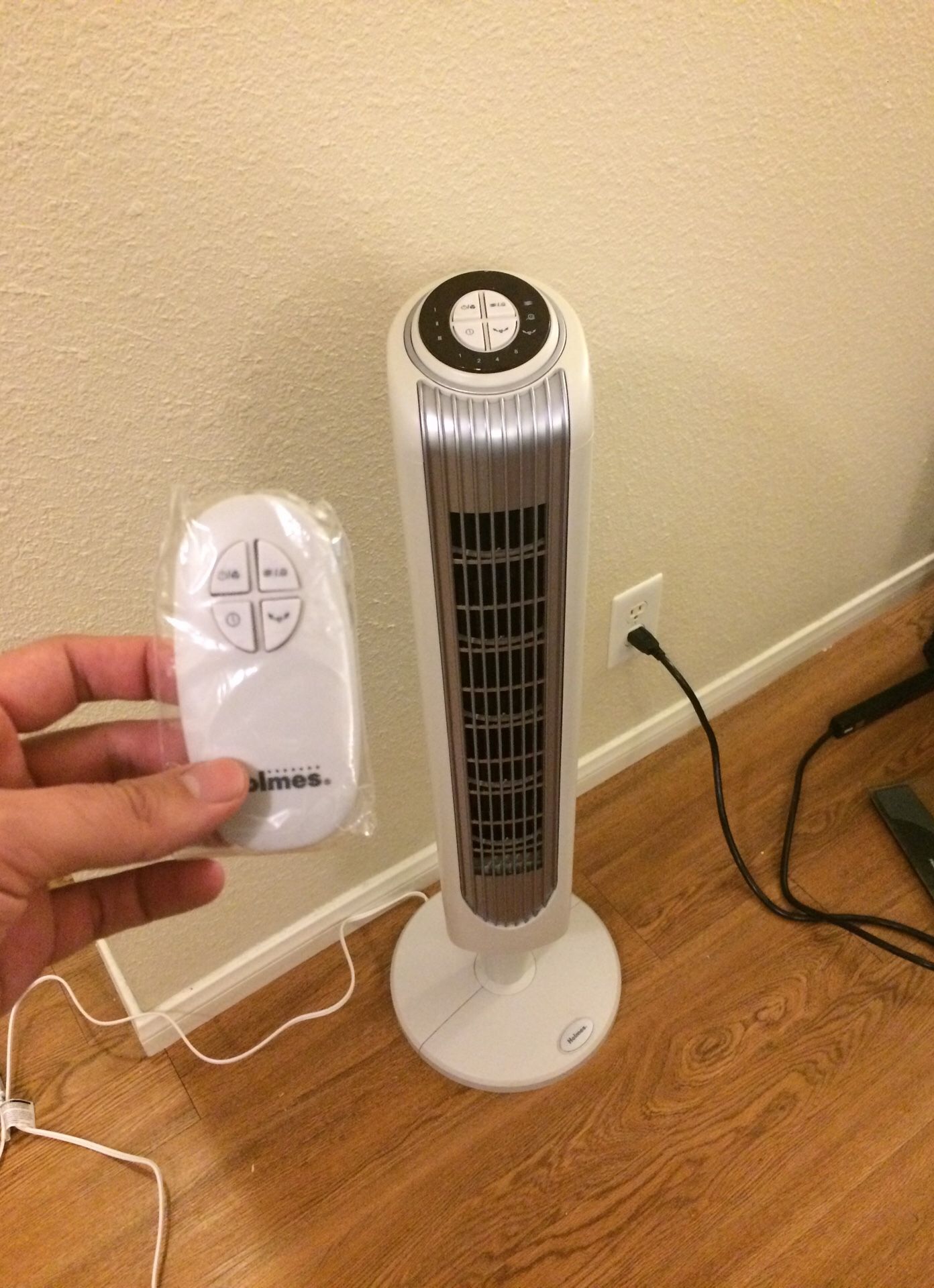 Remote Controlled Tower Fan