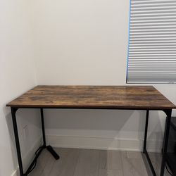 Rustic Industrial Computer Desk - Great Condition