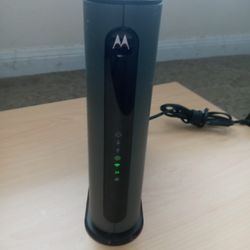 Motorola AC1900 Docsis 3.0 Cable Modem Router