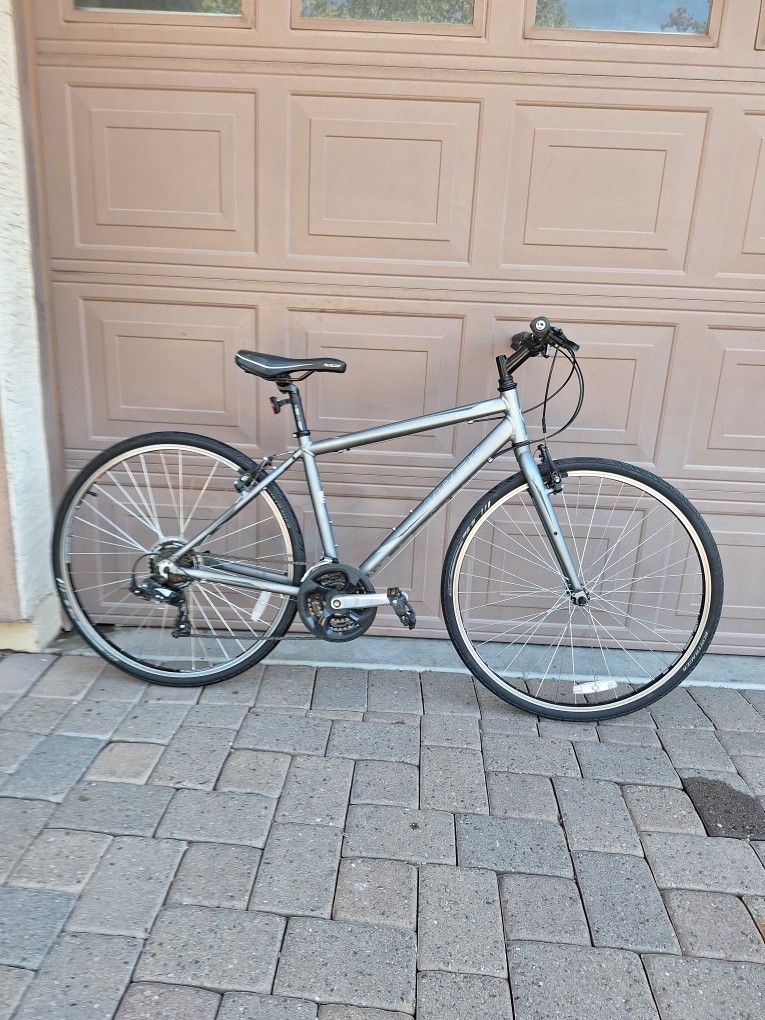 TREK HYBRID 29 ER 8 X 3 SPEED LIKE NEW( CHECK MY OTHER BIKES) 