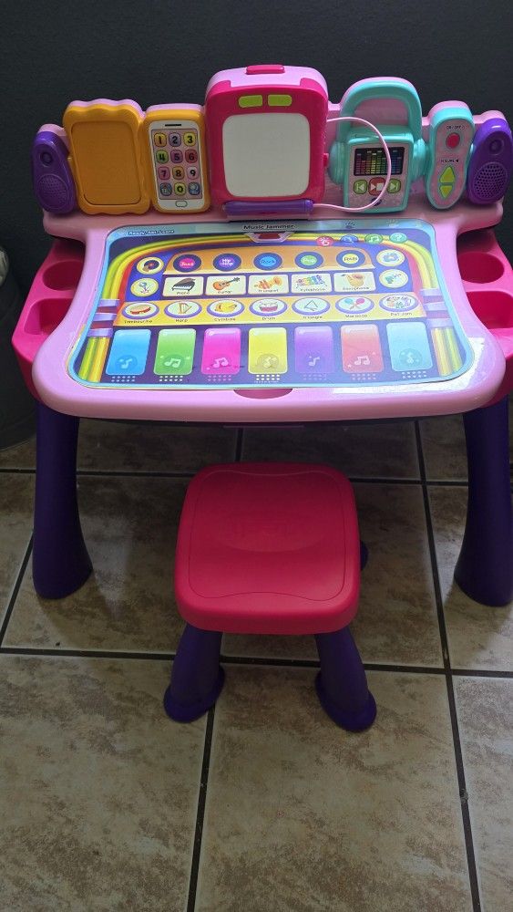 Toy/Learning Table