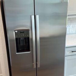 Stainless Steel Double Door Refrigerator 