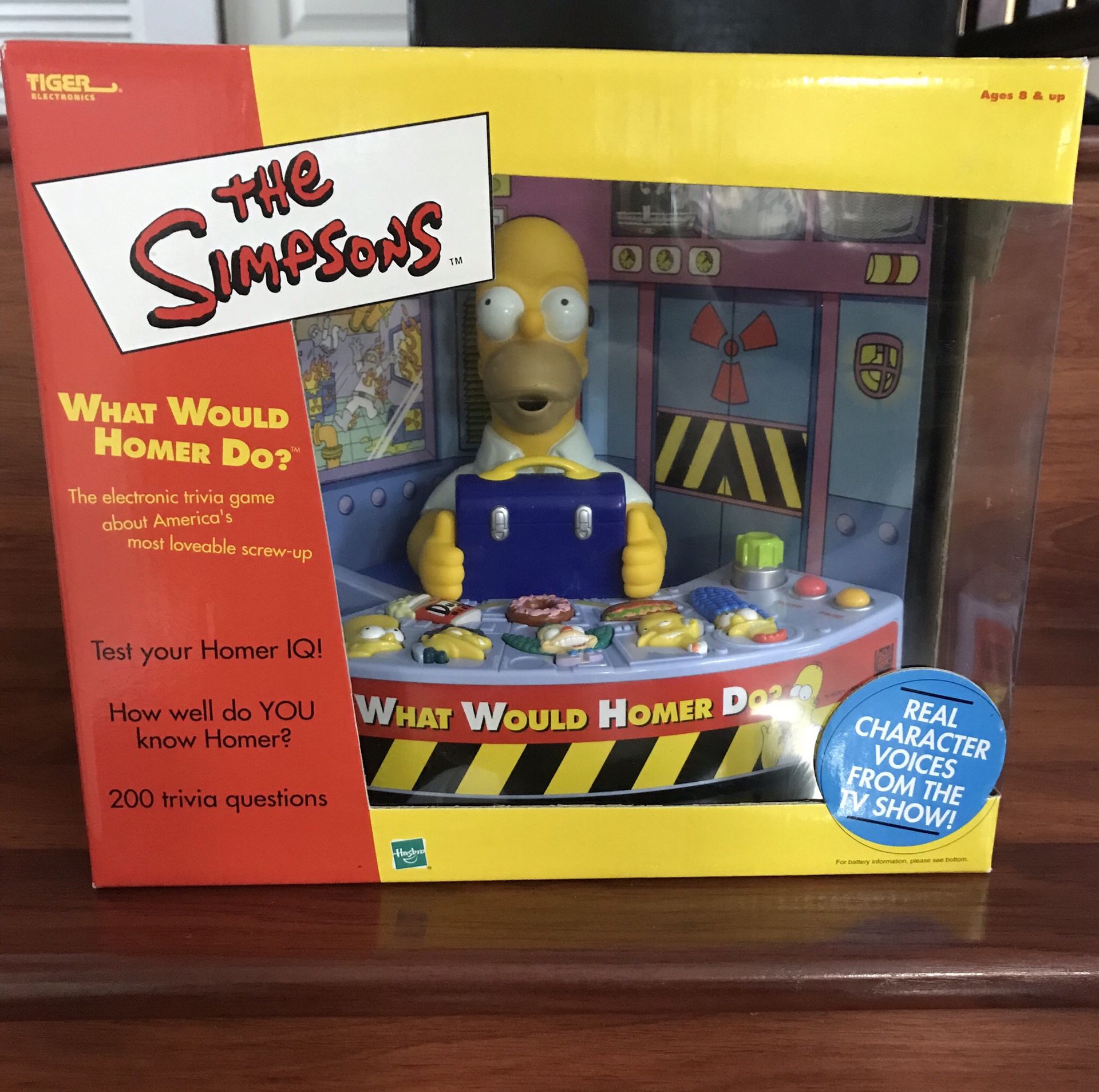 The Simpsons What Would Homer Do? Electronic Trivia Game