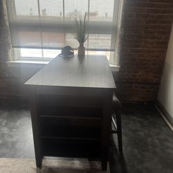 Tall Table With Stools