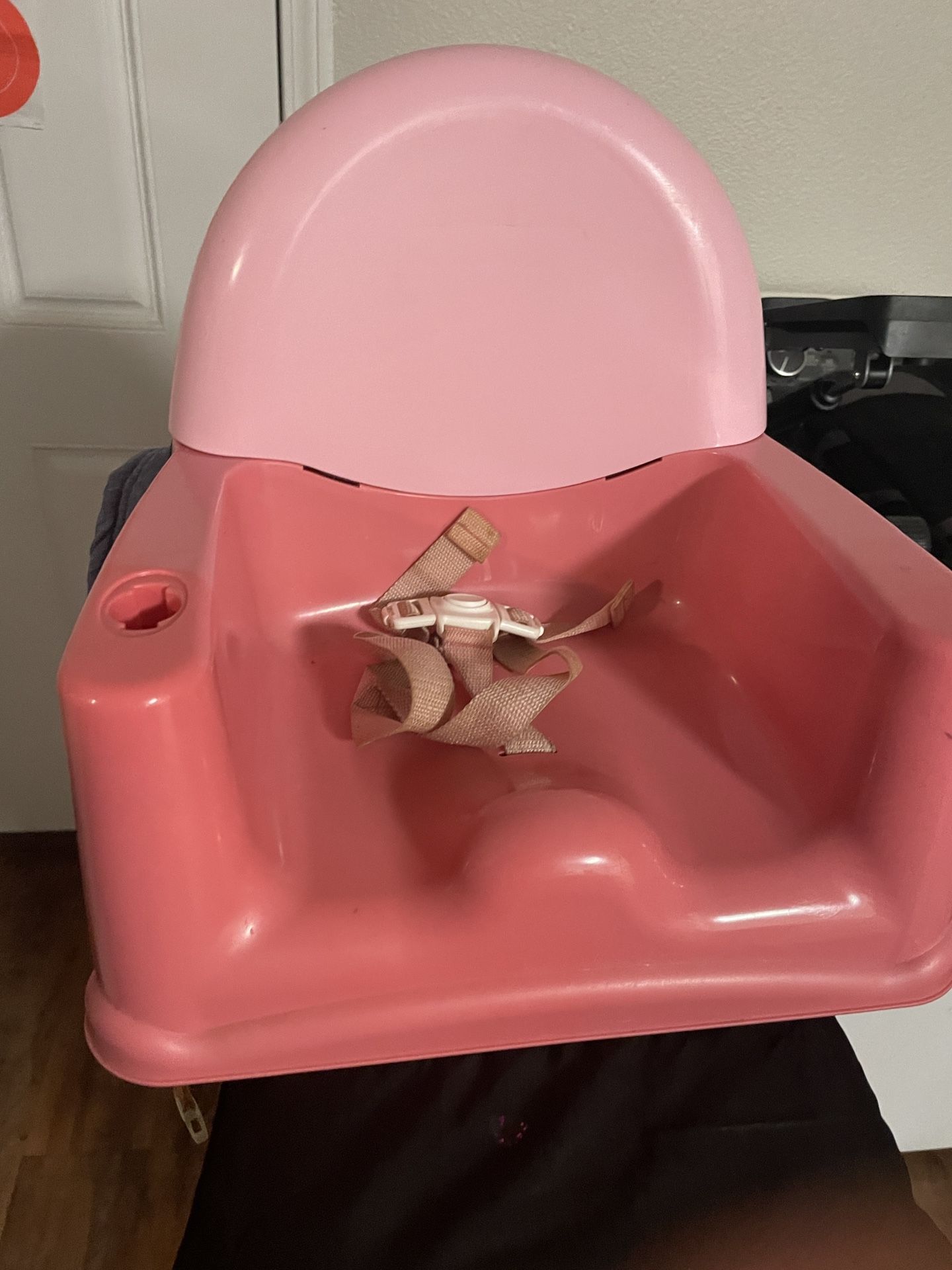 pink baby chair
