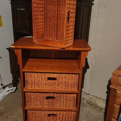 Basket dresser