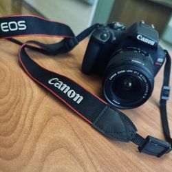 Canon EOS Rebel T7