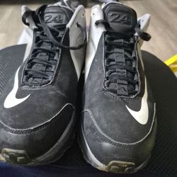 2012 Nike Air Max Flyposite Black/White/Metallic Silver Training Shoes Size 13