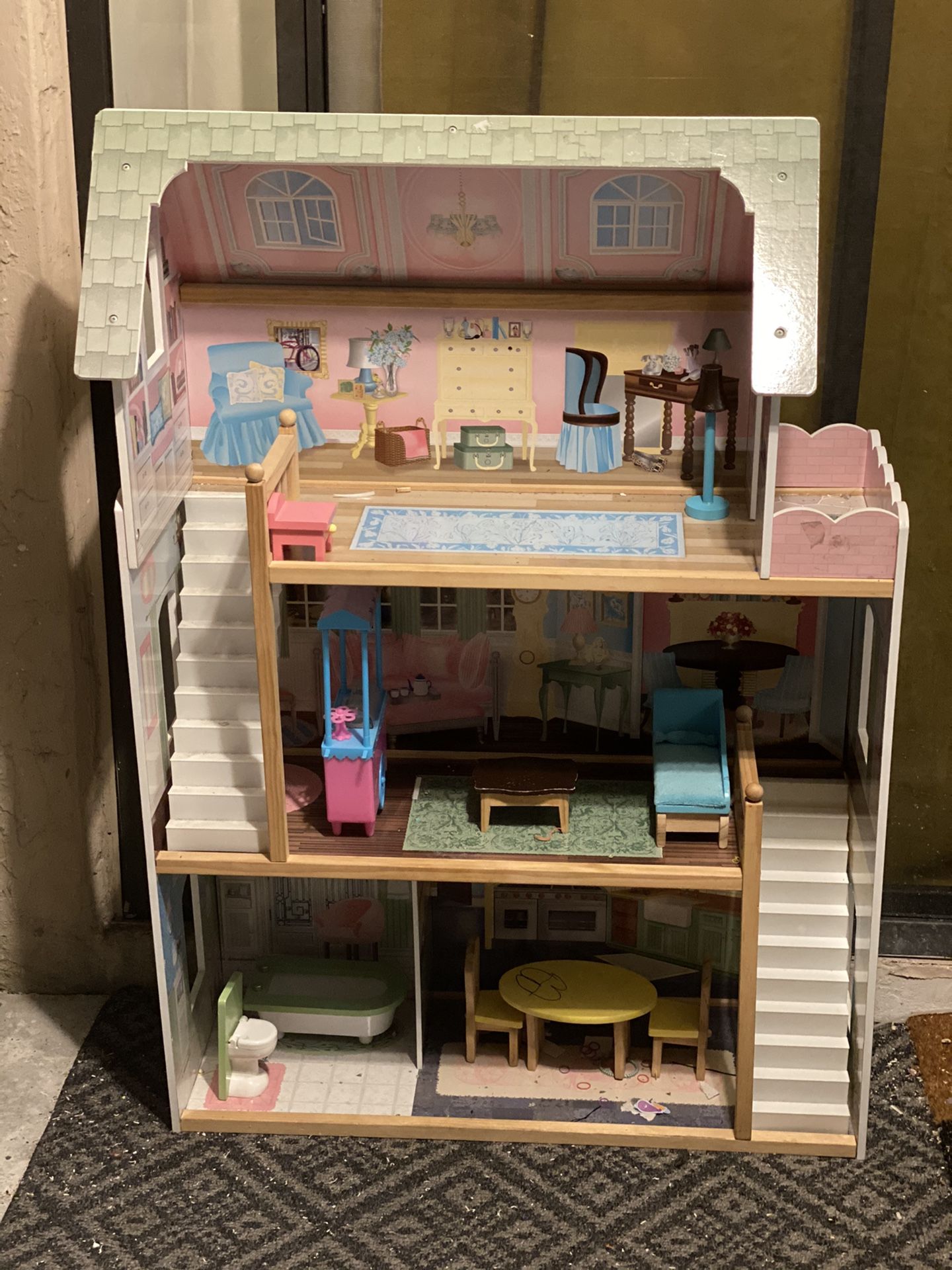 Doll/ Barbie House