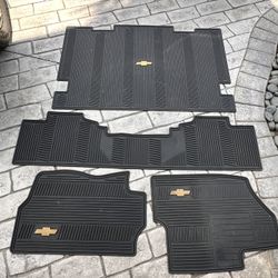 Chevy Chevrolet Suburban All Weather Rubber Floor Mats Liner