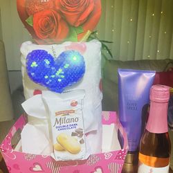Valentine’s Day Gift Basket