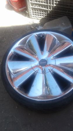 4 rines en buen estado 8 hoyos 215.35Z.R18.84W