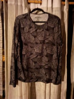 Hang Ten Long Sleeve Leaf Print Top