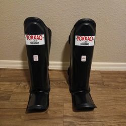 Yokkao Matrix Black Shinguards, Size Large/ Yokkao Wax Muay Thai/Boxing Gloves