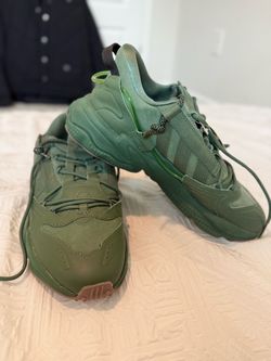 Adidas Ozweego Sneakers in Olive Green