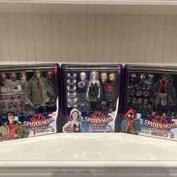 Mafex Into The Spiderverse Figure Lot