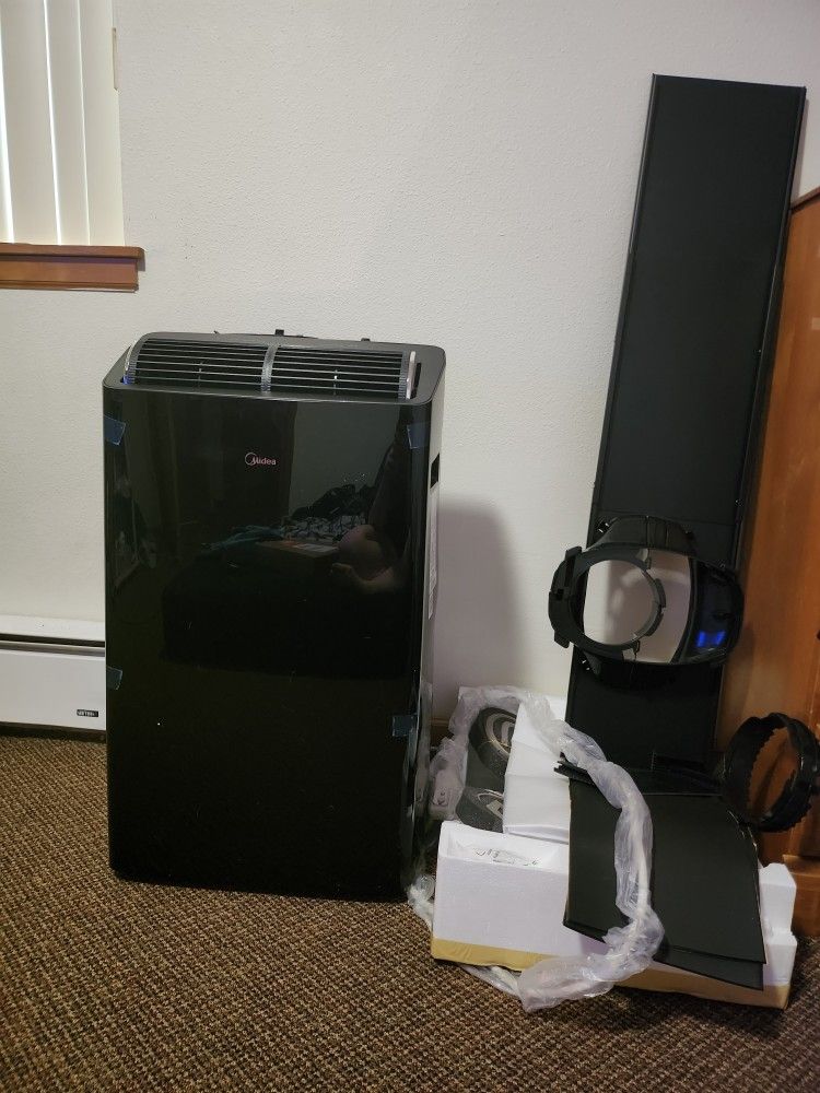 BRAND NEW Midea Air conditioner