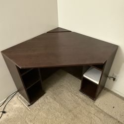 Corner Desk