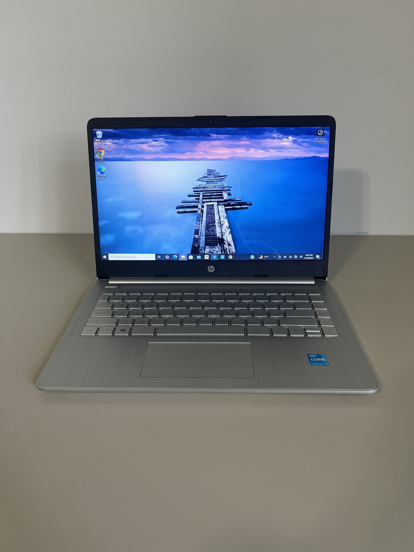 HP 14 inch Laptop Touchscreen Intel Core i3-1115G4 8GB 256GB SSD HD Win 10