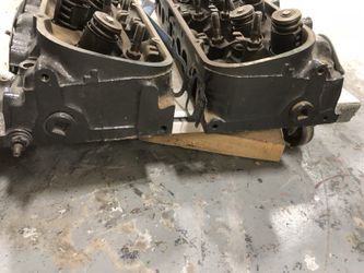 1987 heads Chevy 454 mark IV motor