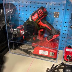 Milwaukee Drill Impact Tool Set With Battery And Charger 260620