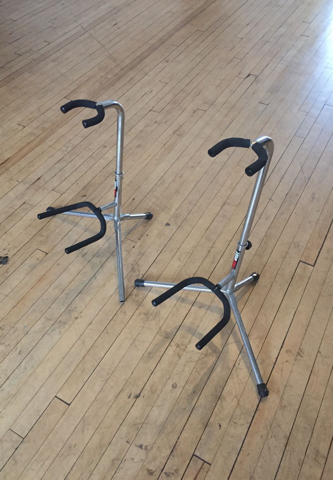 Two Fret rest guitar stands