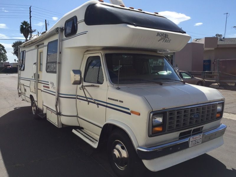 1989 26' Born Free President Motorhome RV Ford V8