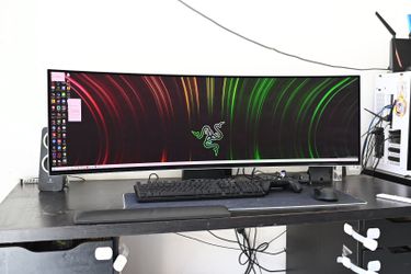 Samsung Odyssey G9 OLED 240hz Ultrawide Gaming Monitor