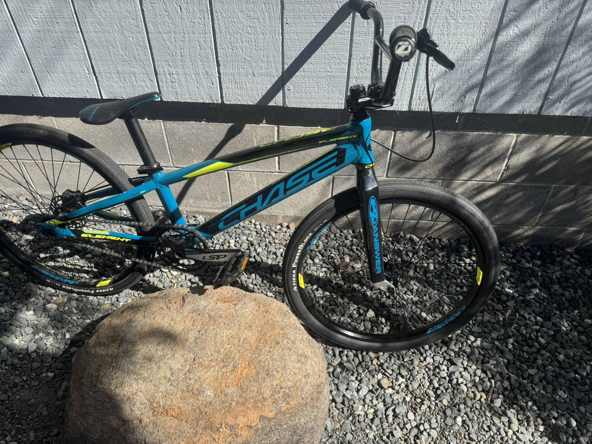 Racing BMX