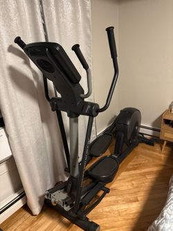 NordicTrack AudioStrider 800 Elliptical