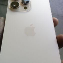  iPhone A18 Pro Locked 