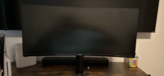 LG 34” UltraWide Gaming Monitor + Razer Huntsman V2 Analog Keyboard