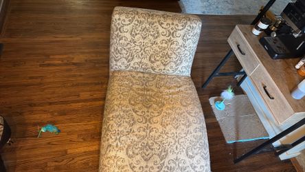 Free lounge chair