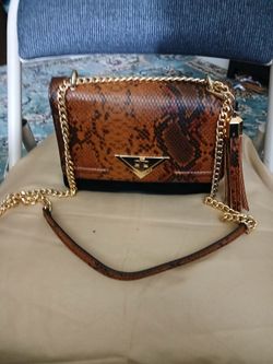 Handbags 👜