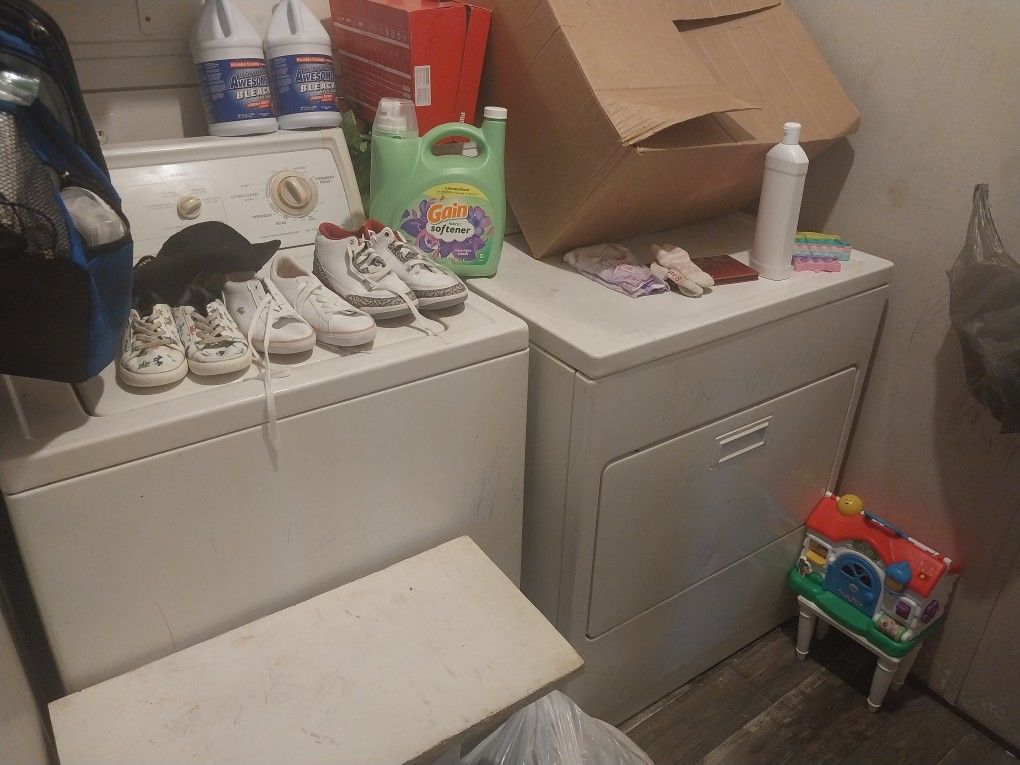 Washer And Dryer 
