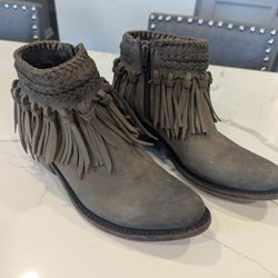 Cowgirl Ankle Boots - NEW!