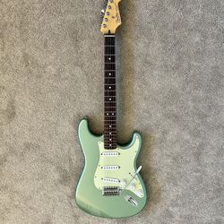 Fender Stratocaster Strat MIM Guitar