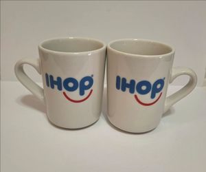 Set of 2 Vintage 8 oz. IHOP Smiley Face Coffee Mugs