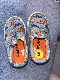 Slip On Shoes Size 5