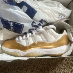 Nike Air Jordan Retro 11 Low Gold 