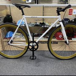 Sgvbicycles Fixie Bike White with different color wheels