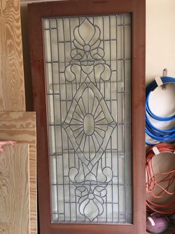 2 BEAUTIFUL Lead glass doors!