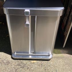 Simple human Brand Garbage / Recycling Bin