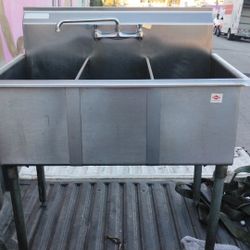 Three Compartment Sink 36" Stainless Steel