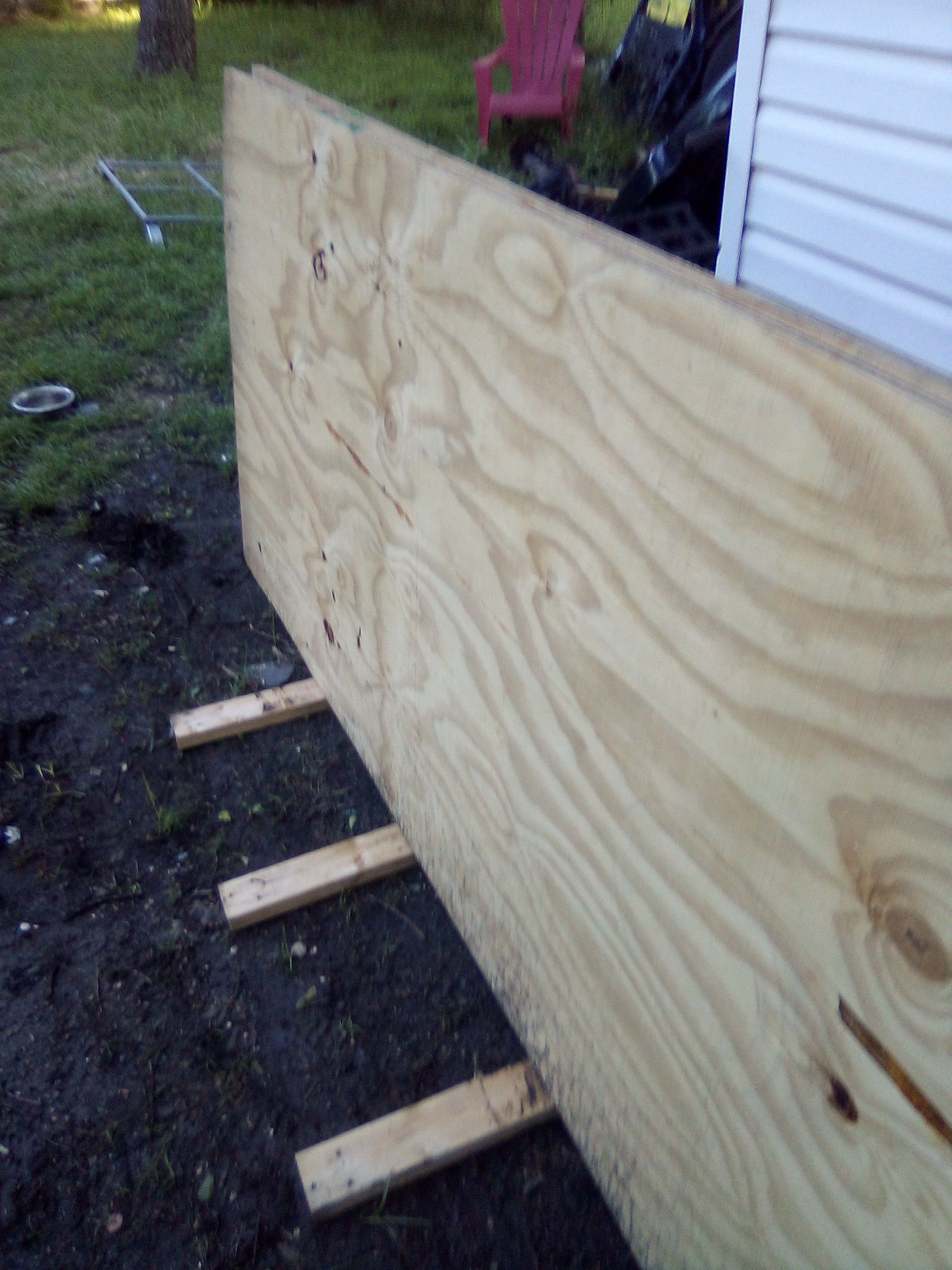 Threequarter inch plywood 4 x 8 sheets brand new sell 20 a piece for