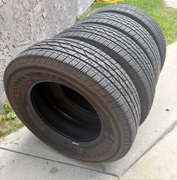 245/70/17 Firestone 📍📍 Vendo un set de llantas con 80% de vida las 4 📍🌟