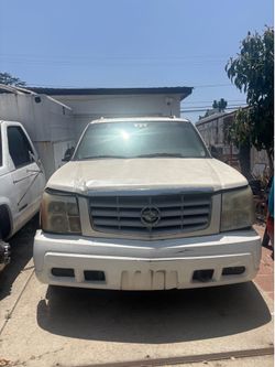 02 Cadillac Escalade Take it $1500 as is